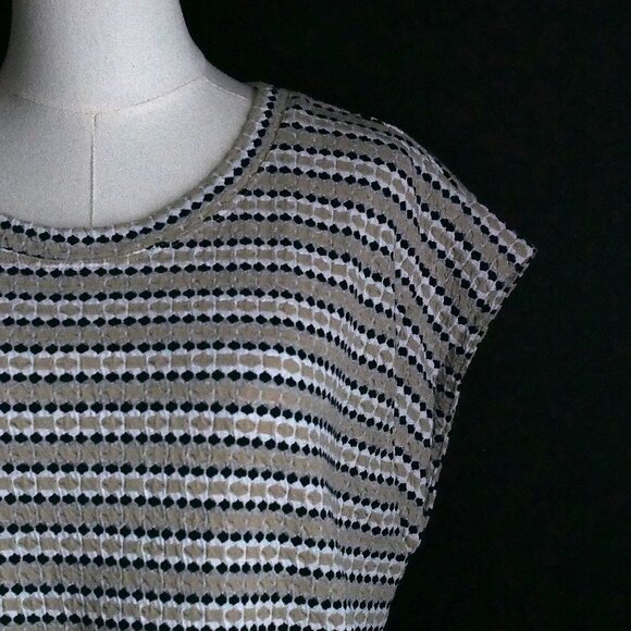 Kim & Cami | Dolman Cap Sleeve Textured Top - Picture 4 of 6